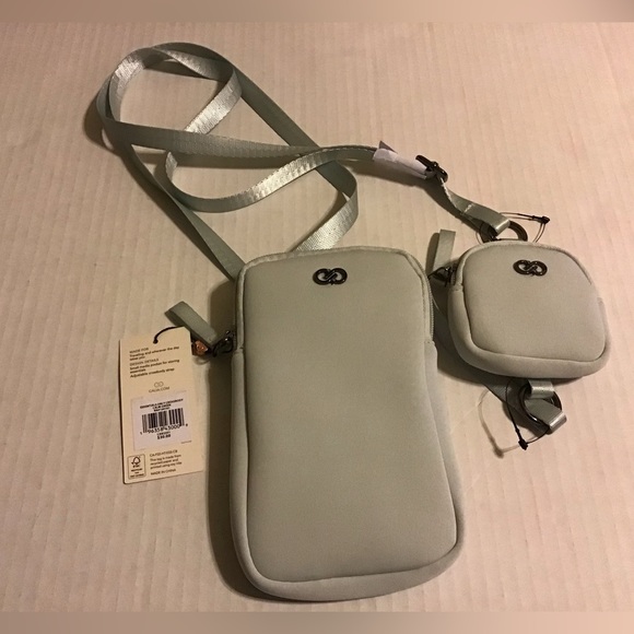 CALIA by Carrie Underwood Bags Calia Carrie Underwood Nwt